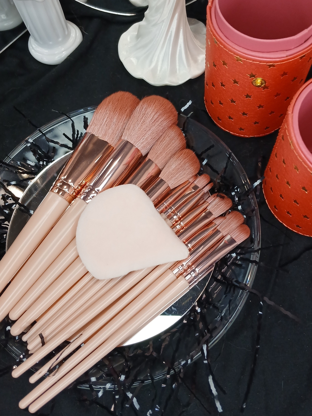 13 Piece Makeup Brush Set with Puff and Holder